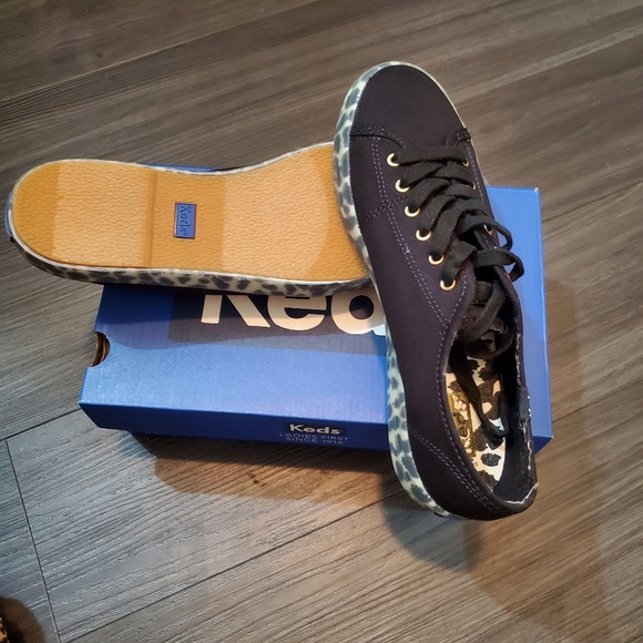 Keds Kickstart Leo Foxing Black Sneakers - Picture 6 of 6